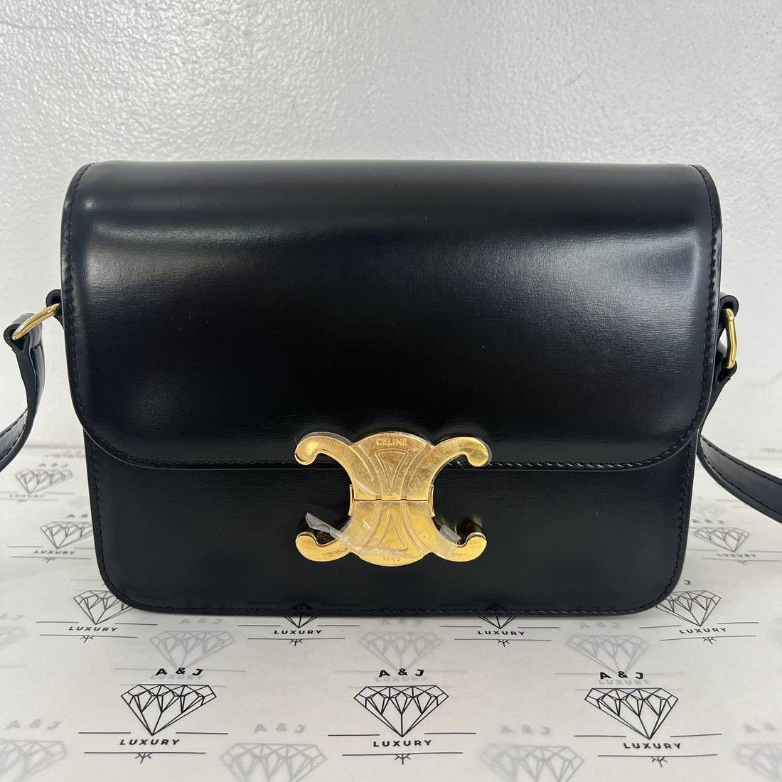 [PRE LOVED] Celine Teen Triomphe in Black Calfskin GHW