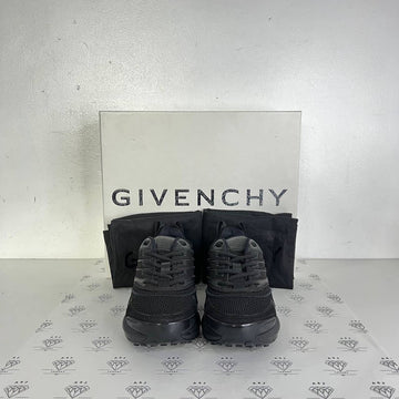 [PRE LOVED] Givenchy Runner Sneakers in Black Size 37EU