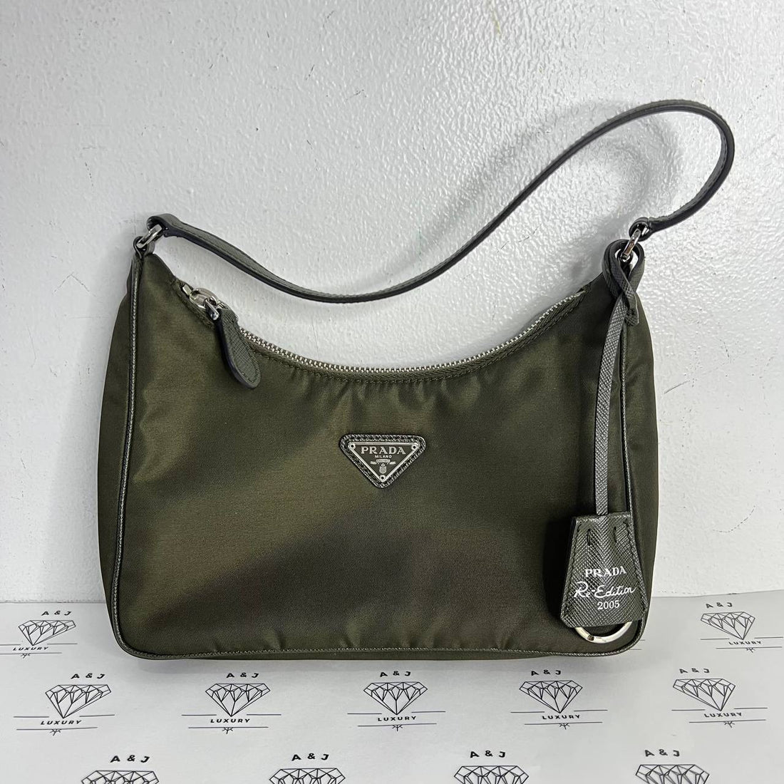 [PRE LOVED] Prada Re-edition 2005 in Khaki Nylon Leather SHW