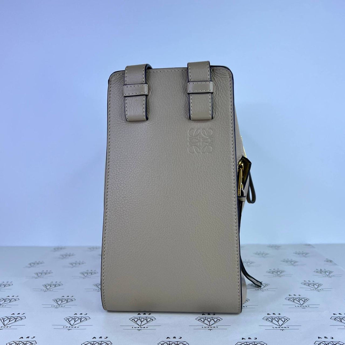 [PRE LOVED] Loewe Small Hammock in Sand Soft Grained Calfskin GHW