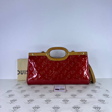[PRE LOVED] Louis Vuitton Roxbury Drive Bag in Red Vernis Leather (LM1026)