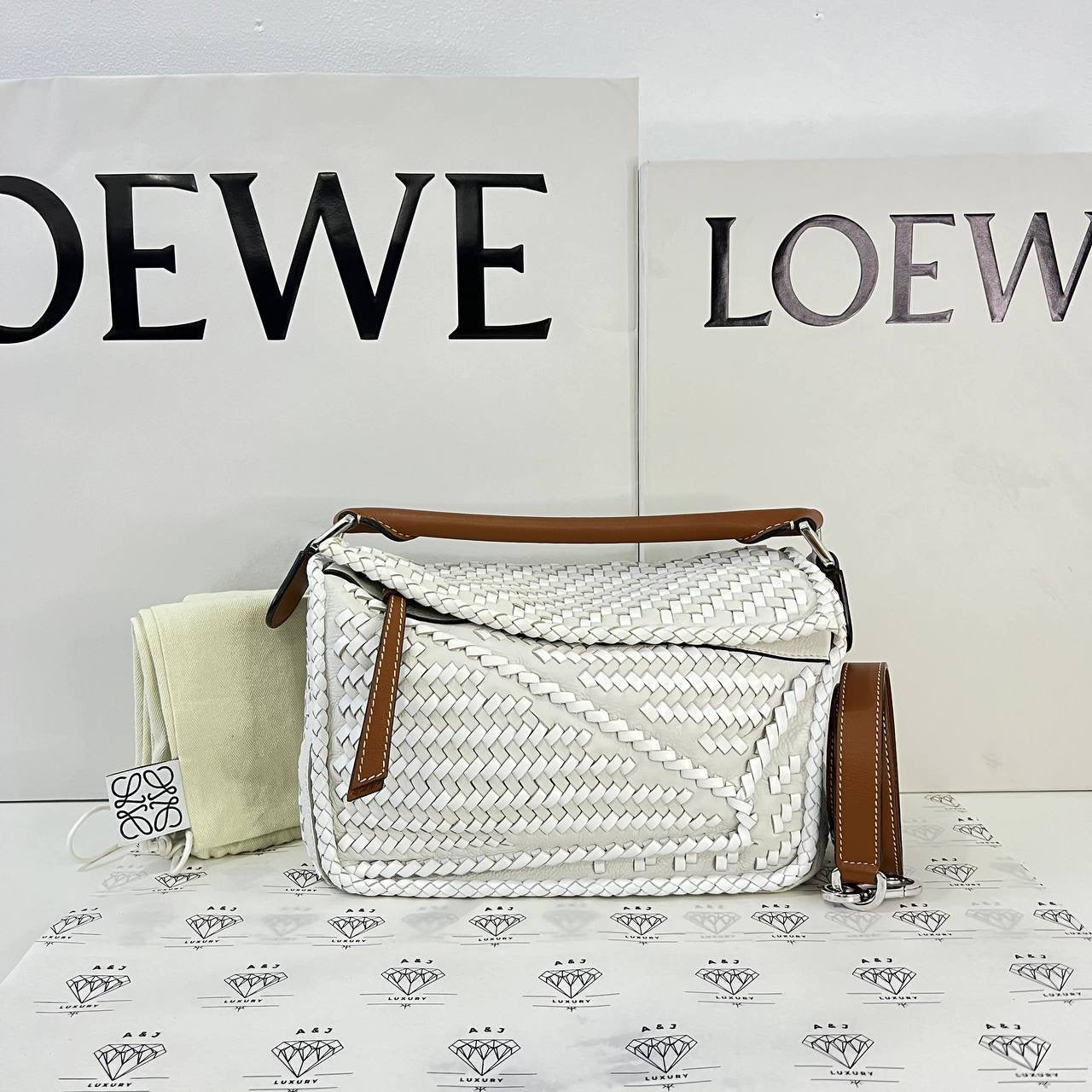 [PRE LOVED] Loewe Small Puzzle in White Woven Material SHW