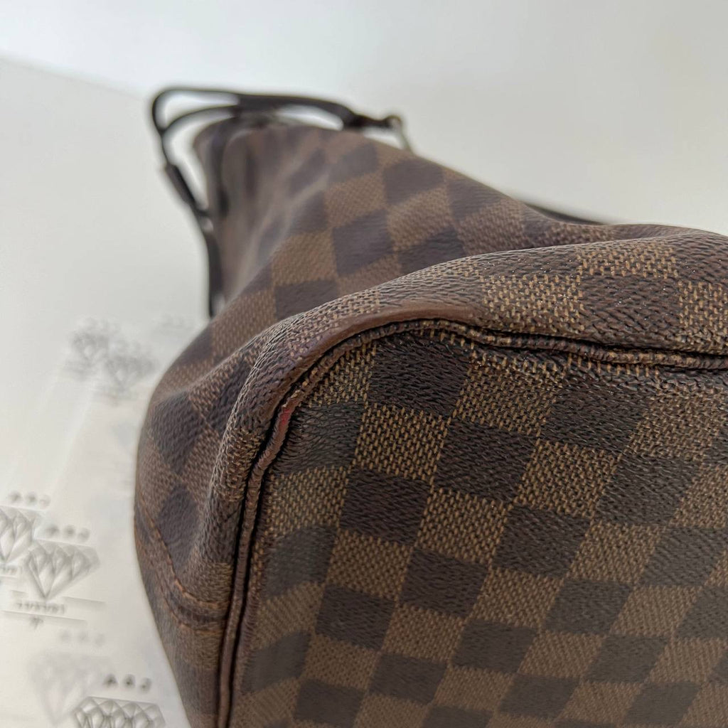 [PRE LOVED] Louis Vuitton Neverfull PM in Damier Ebene Canvass