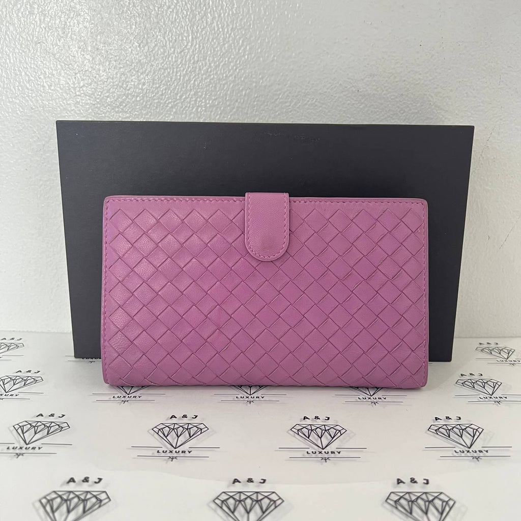 [PRE LOVED] Bottega Veneta Intrecciato Continental Wallet in Lilac