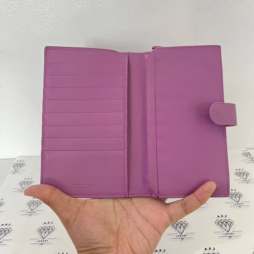 [PRE LOVED] Bottega Veneta Intrecciato Continental Wallet in Lilac