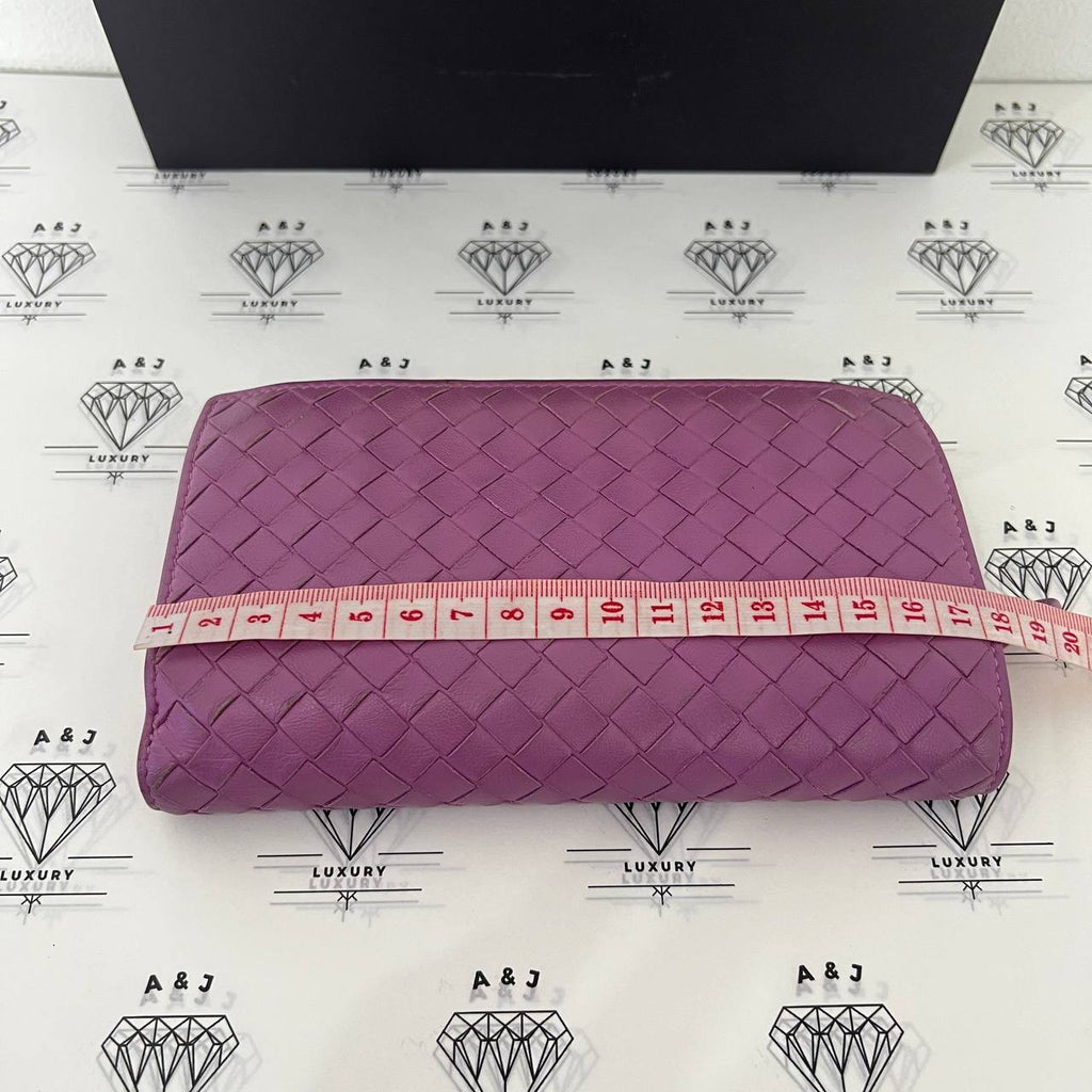 [PRE LOVED] Bottega Veneta Intrecciato Continental Wallet in Lilac