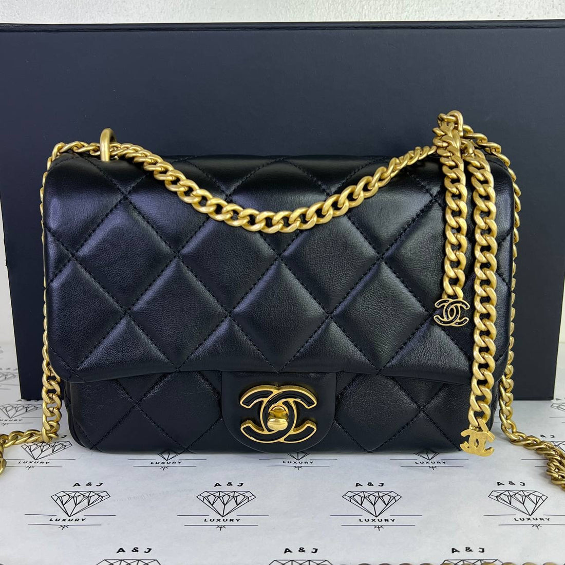 [PRE LOVED] Chanel 2022 Collection Pending Flap Bag in Black Lambskin Leather GHW (microchipped)