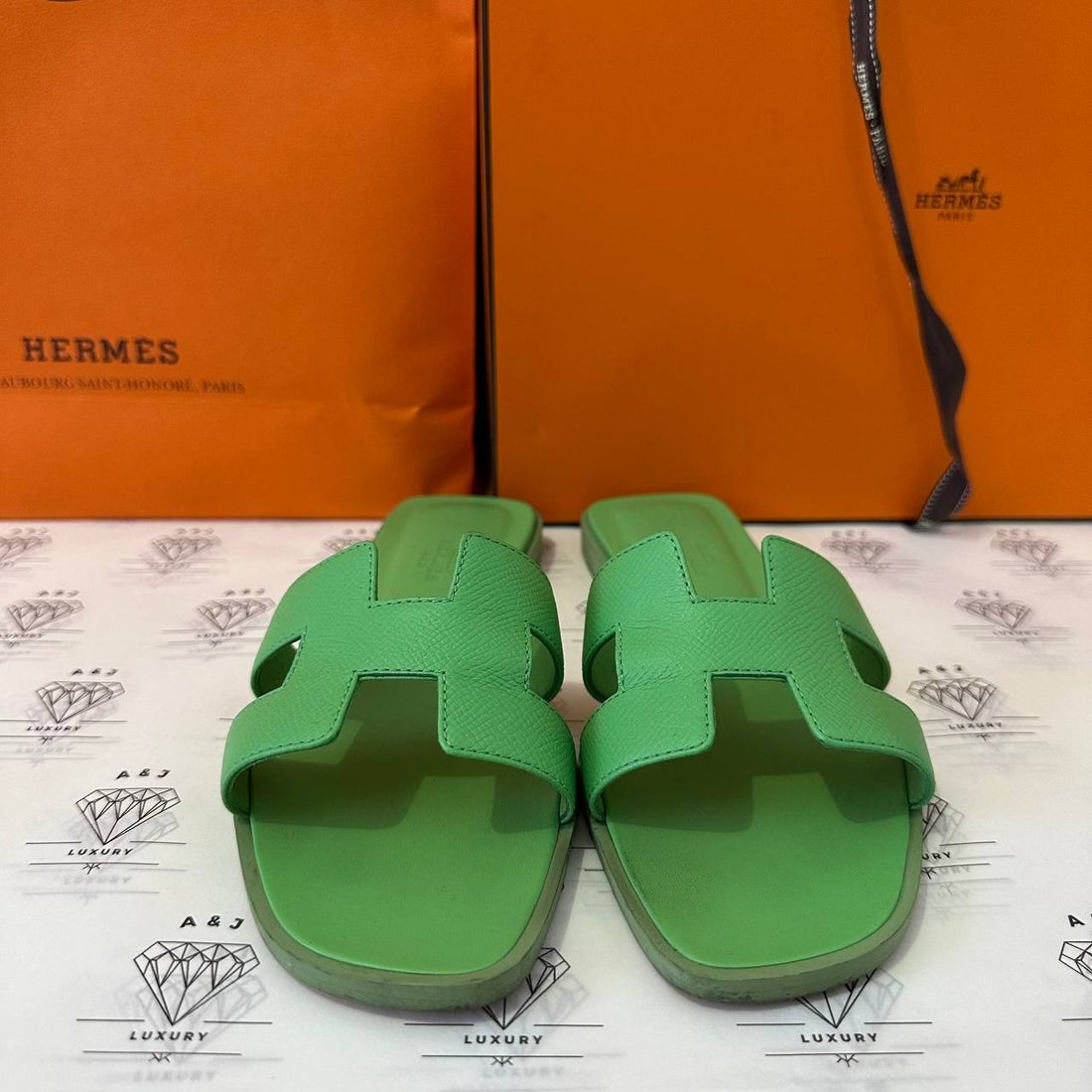 [PRE LOVED] Hermes Oran Sandals in Green Size 35.5EU