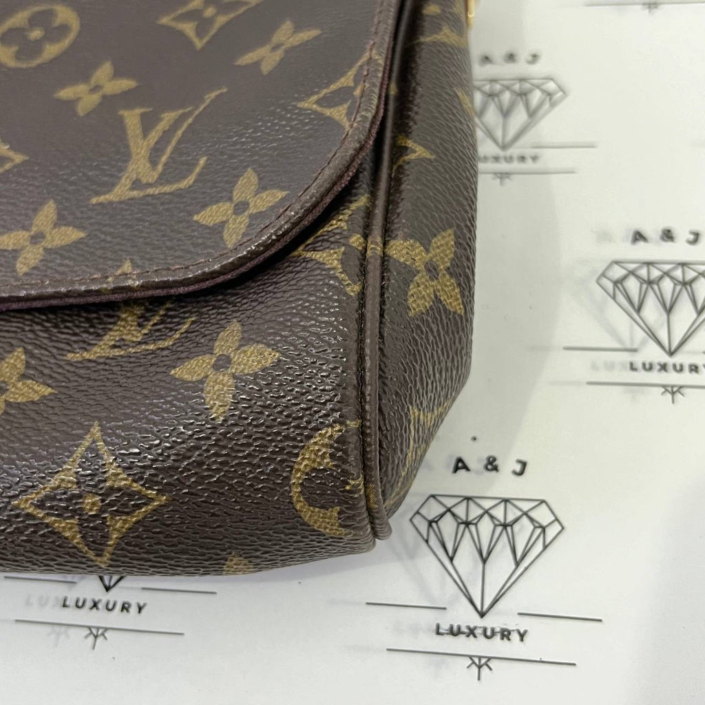 [PRE LOVED] Louis Vuitton Favorite MM in Monogram Canvass (DU2165)