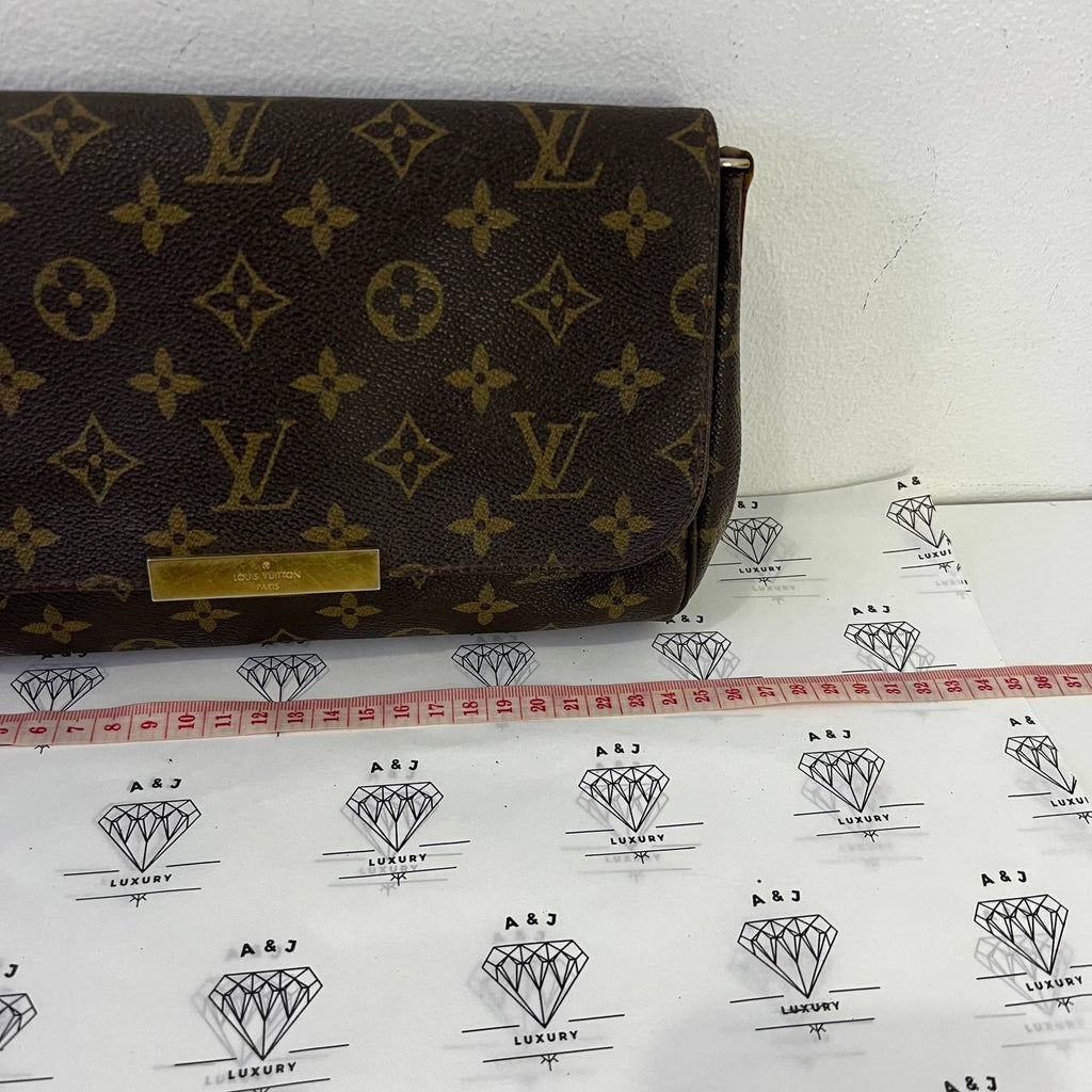 [PRE LOVED] Louis Vuitton Favorite MM in Monogram Canvass (DU2165)