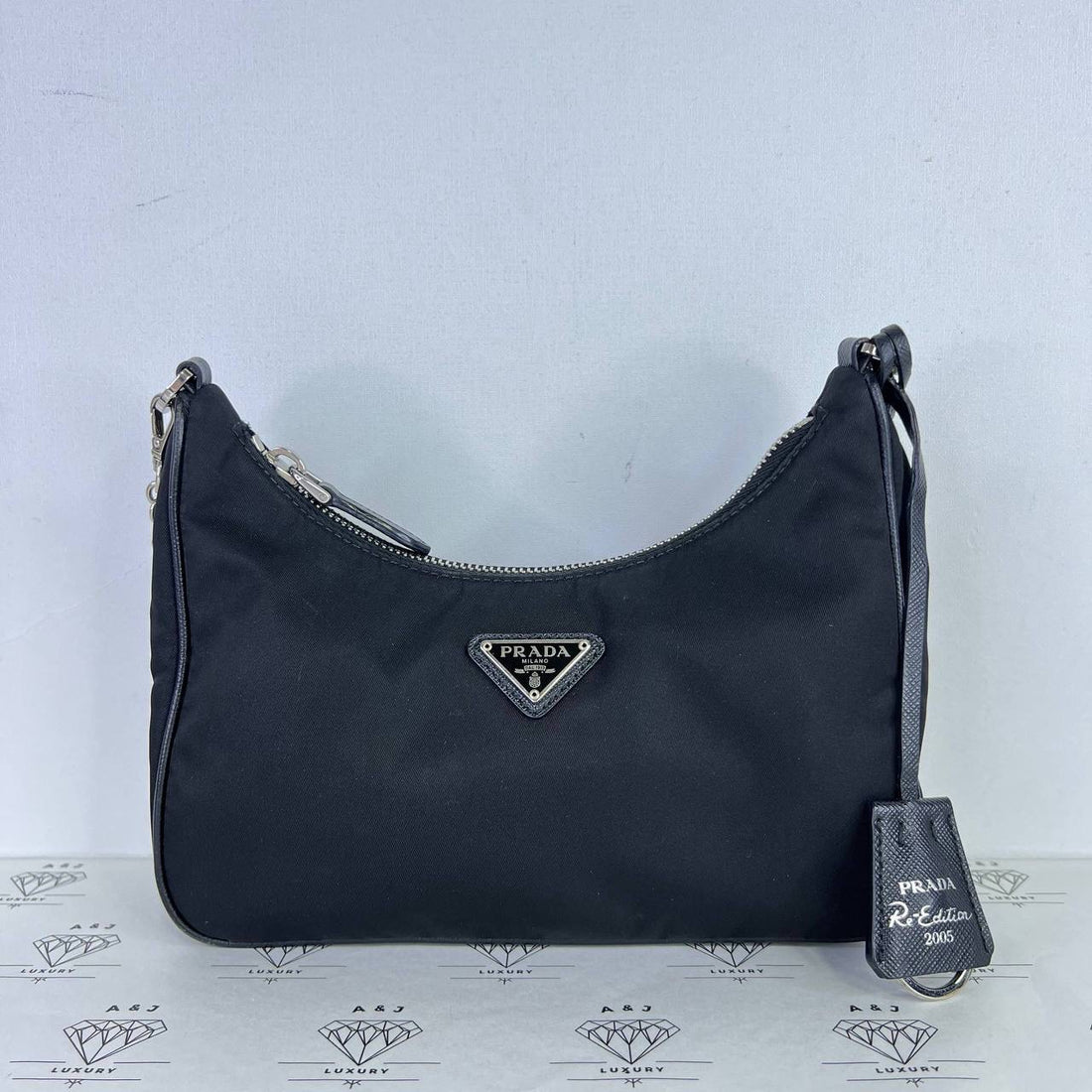 [PRE LOVED] Prada Re-edition 2005 Multi Pochette in Black Nylon SHW