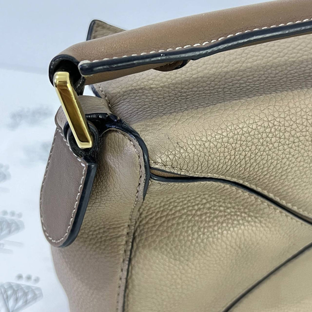 [PRE LOVED] Loewe Small Puzzle in Sand Grained Calfskin Leather GHW