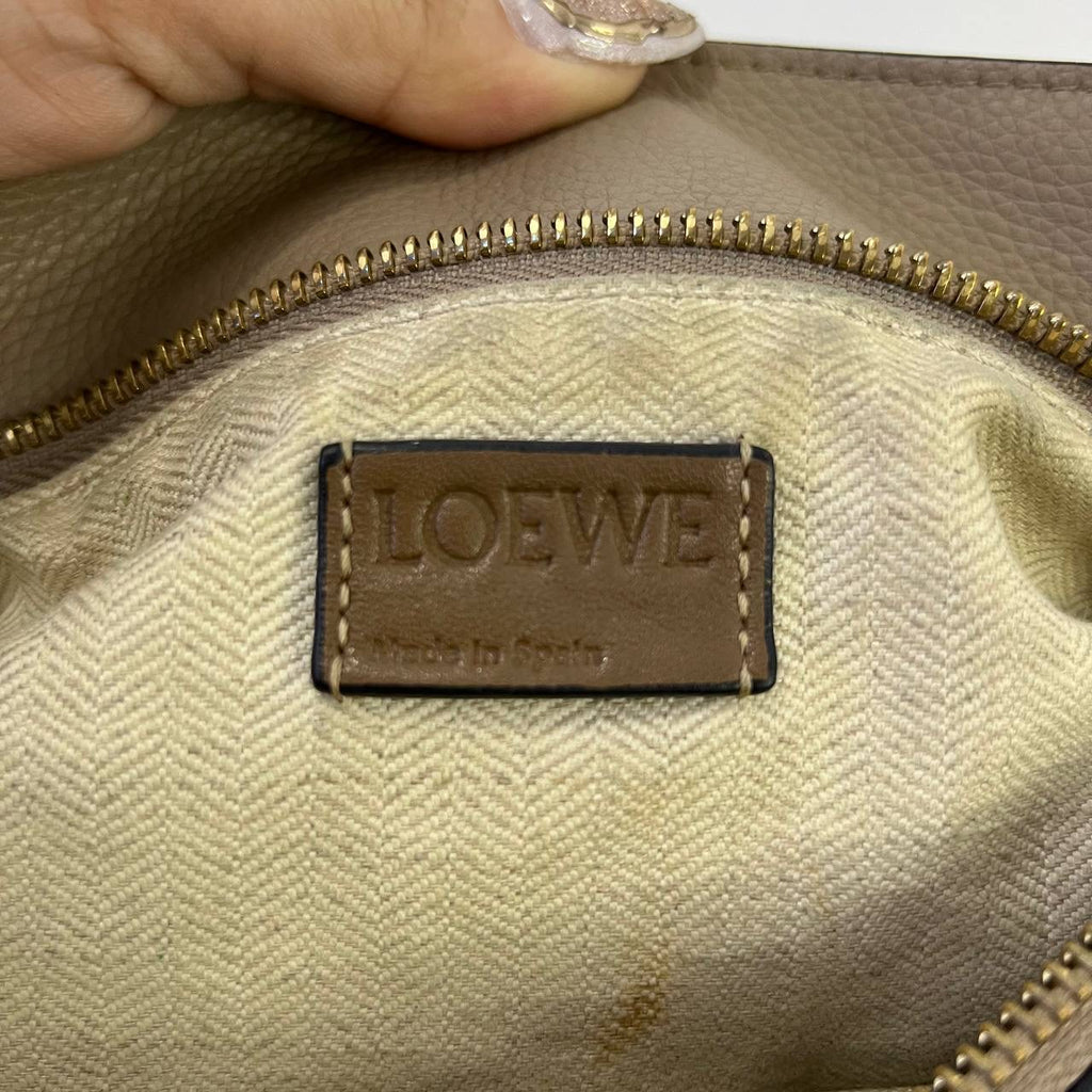 [PRE LOVED] Loewe Small Puzzle in Sand Grained Calfskin Leather GHW