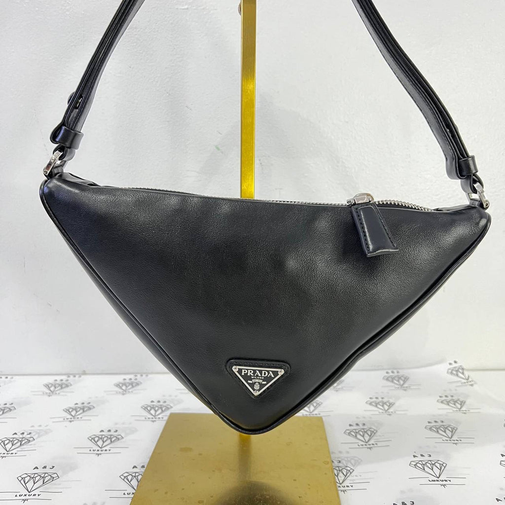 [PRE LOVED] Prada 1NQ043 Triangle Shoulder Bag in Black Grace Lux Leather SHW