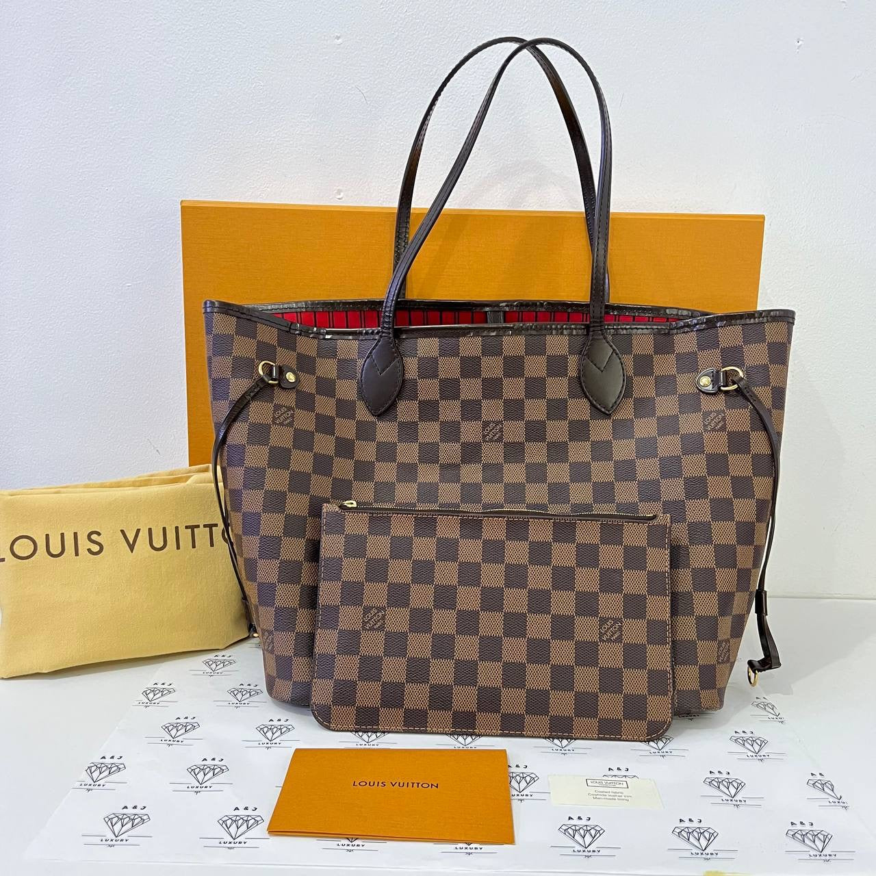 [PRE LOVED] Louis Vuitton Neverfull MM in Damier Ebene Canvass (GI2178)