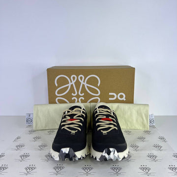 [PRE LOVED] Loewe x On Cloudventure in Black Size 37EU