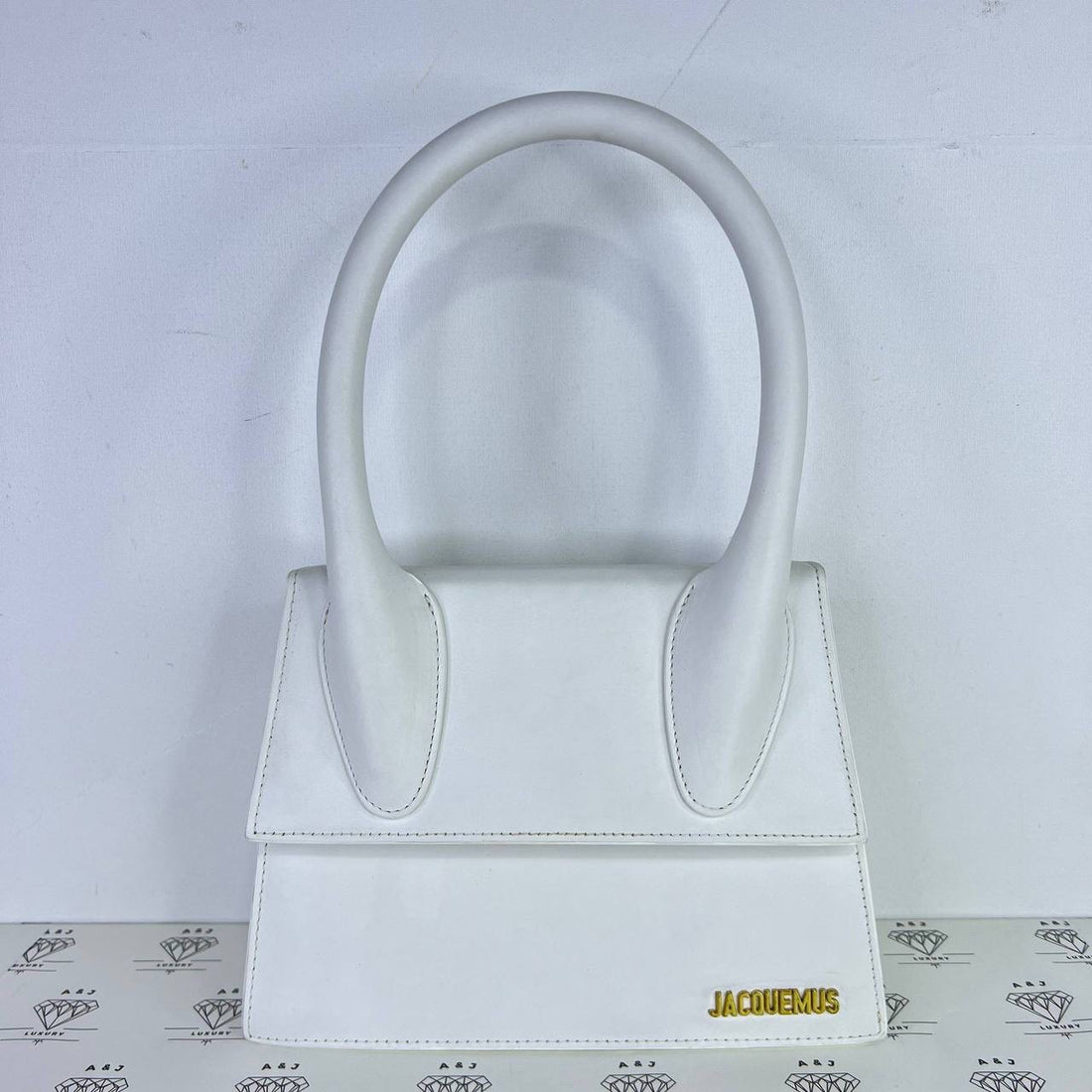 [PRE LOVED] Jacquemus Le Chiquito Grand in White GHW