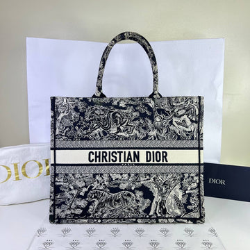[PRE LOVED] Christian Dior Large Book Tote in Toile De Juoy (2022)