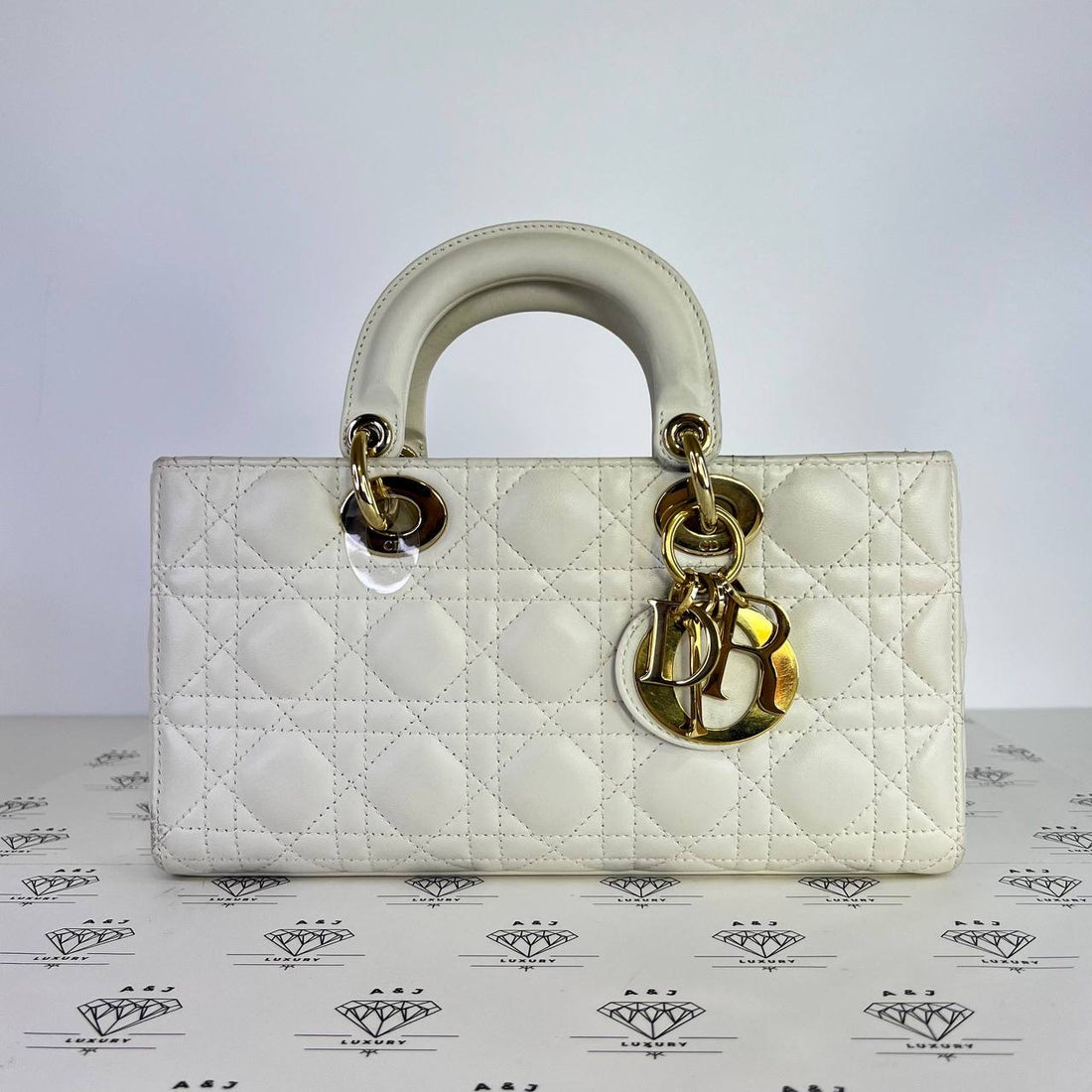 [PRE LOVED] Christian Dior Medium D-Joy in Latte Cannage Lambskin Leather GHW (2022)