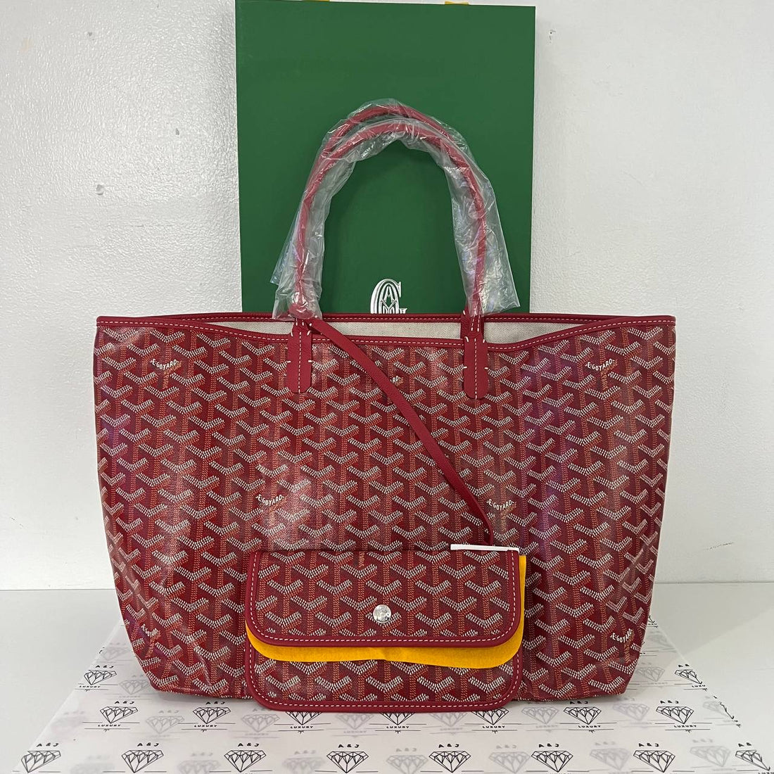 [BRAND NEW] Goyard St Louis PM in Red