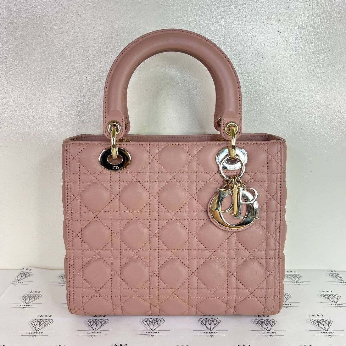 [PRE LOVED] Christian Dior Medium Lady D in Blush Cannage Lambskin Leather Light Gold HW (2022)