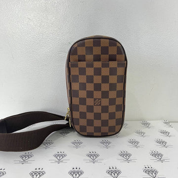 [PRE LOVED] Louis Vuitton Pochette Gange in Damier Ebene Canvass (CA0064)