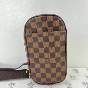 [PRE LOVED] Louis Vuitton Pochette Gange in Damier Ebene Canvass (CA0064)