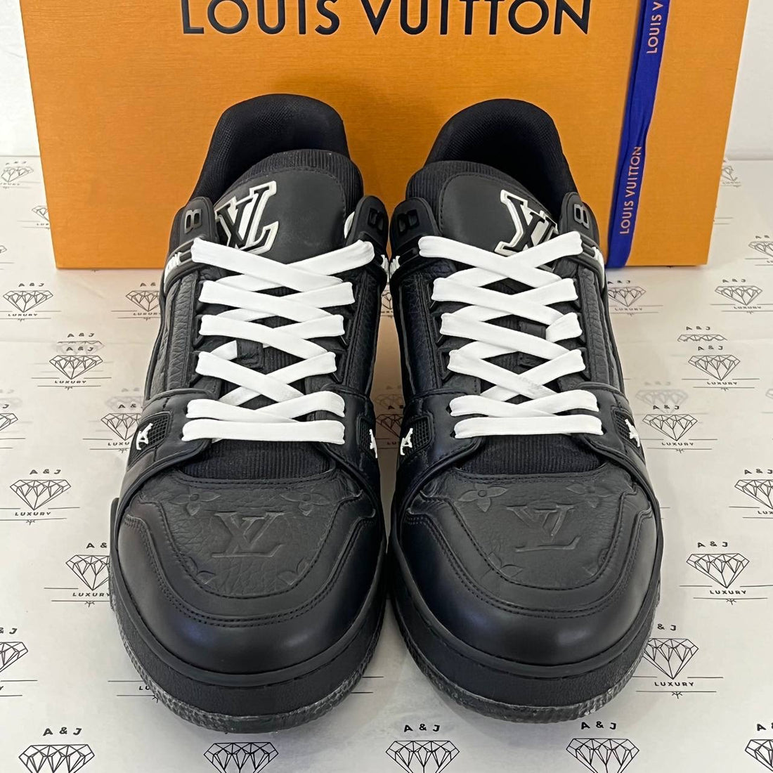 [PRE LOVED] Louis Vuitton Trainer Sneakers in Black Size 9US