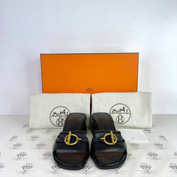 [PRE LOVED] Hermes Ilot 50 Sandals in Black Size 35EU