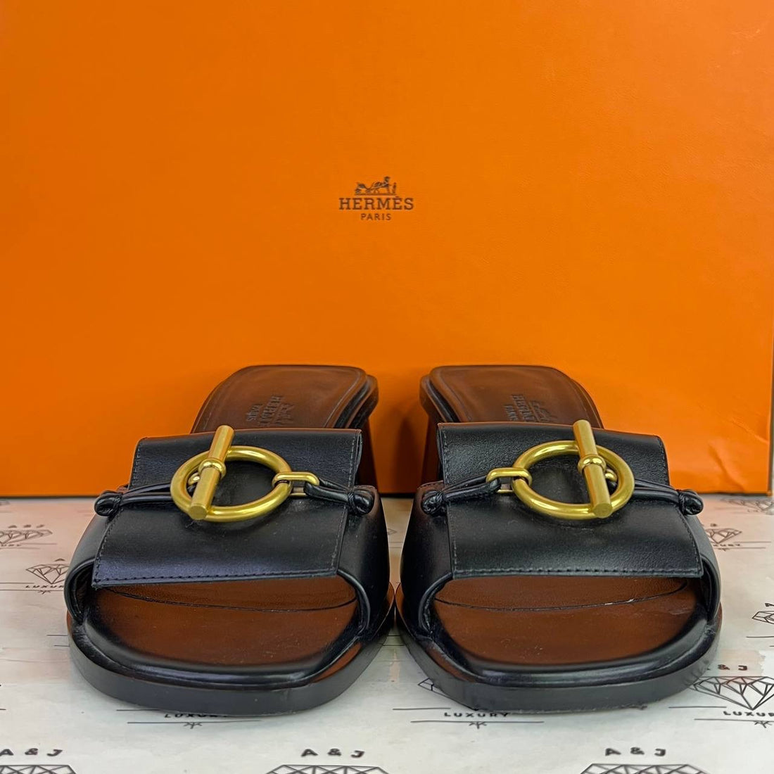[PRE LOVED] Hermes Ilot 50 Sandals in Black Size 35EU