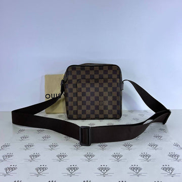 [PRE LOVED] Louis Vuitton Olav PM Messenger Bag in Damier Ebene Canvass (LM0057)