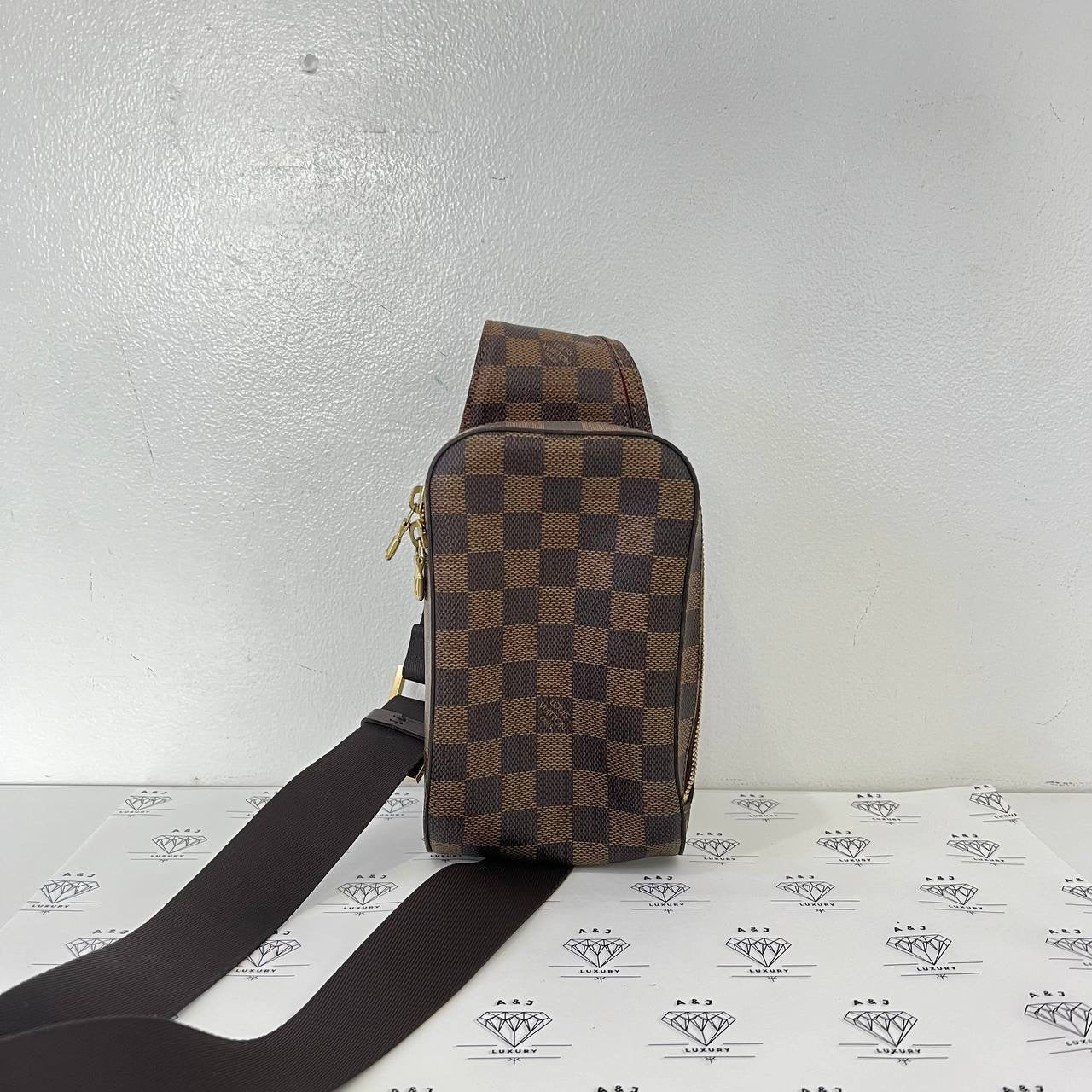 [PRE LOVED] Louis Vuitton Geronimo in Damier Ebene Canvass (CA0035)