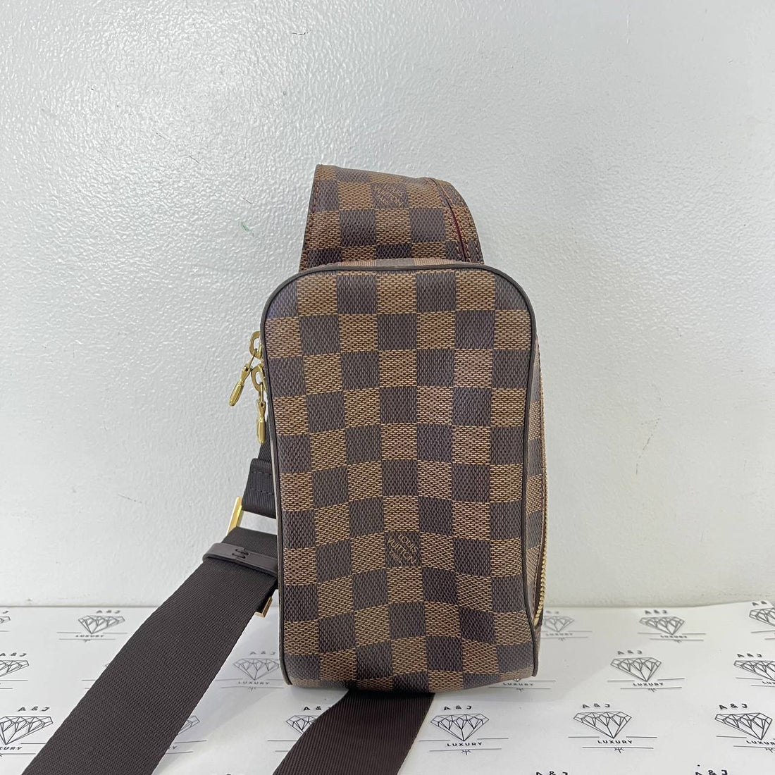 [PRE LOVED] Louis Vuitton Geronimo in Damier Ebene Canvass (CA0035)