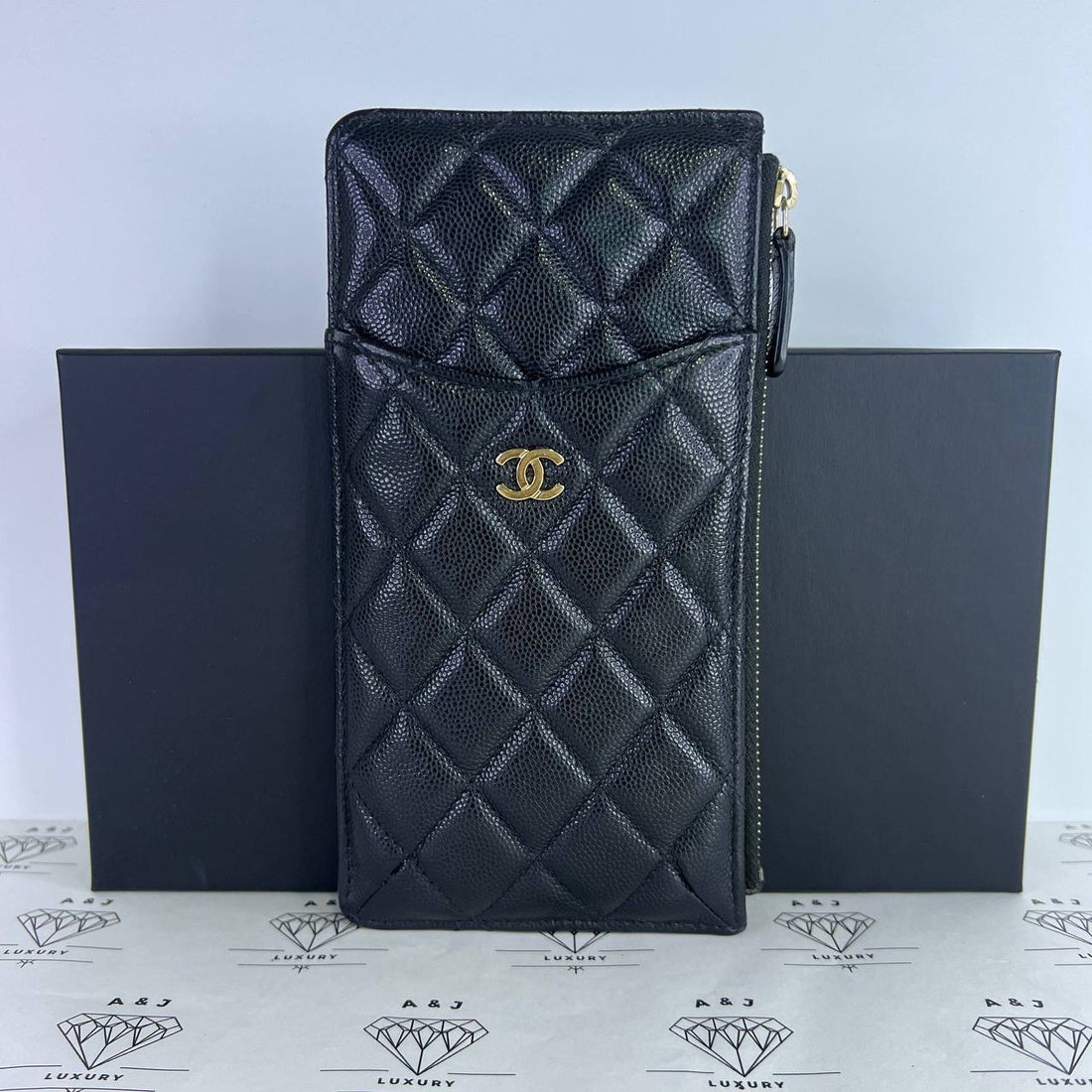 [PRE LOVED] Chanel Long Flat Phone Holder in Black Caviar Leather GHW (Series 31)