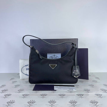 [PRE LOVED] Prada Re-Edition 2005 in Black Nylon SHW