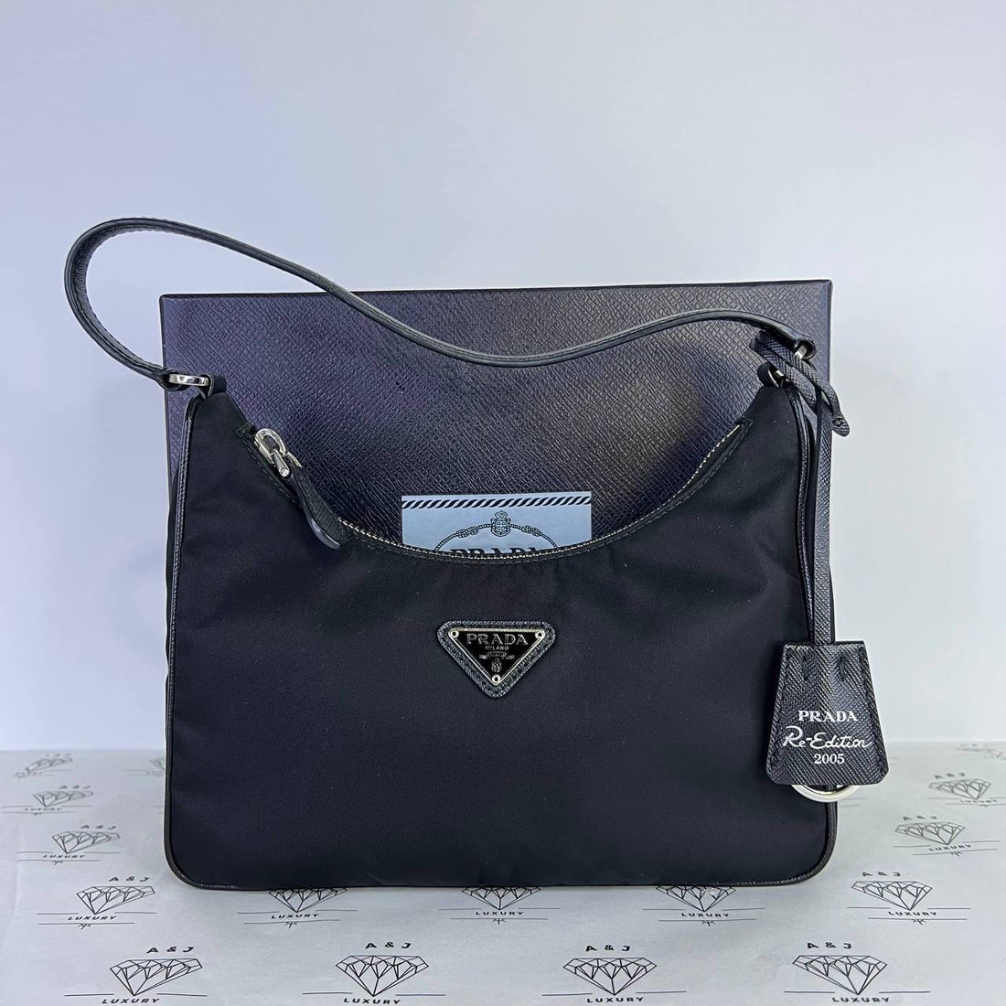 [PRE LOVED] Prada Re-Edition 2005 in Black Nylon SHW