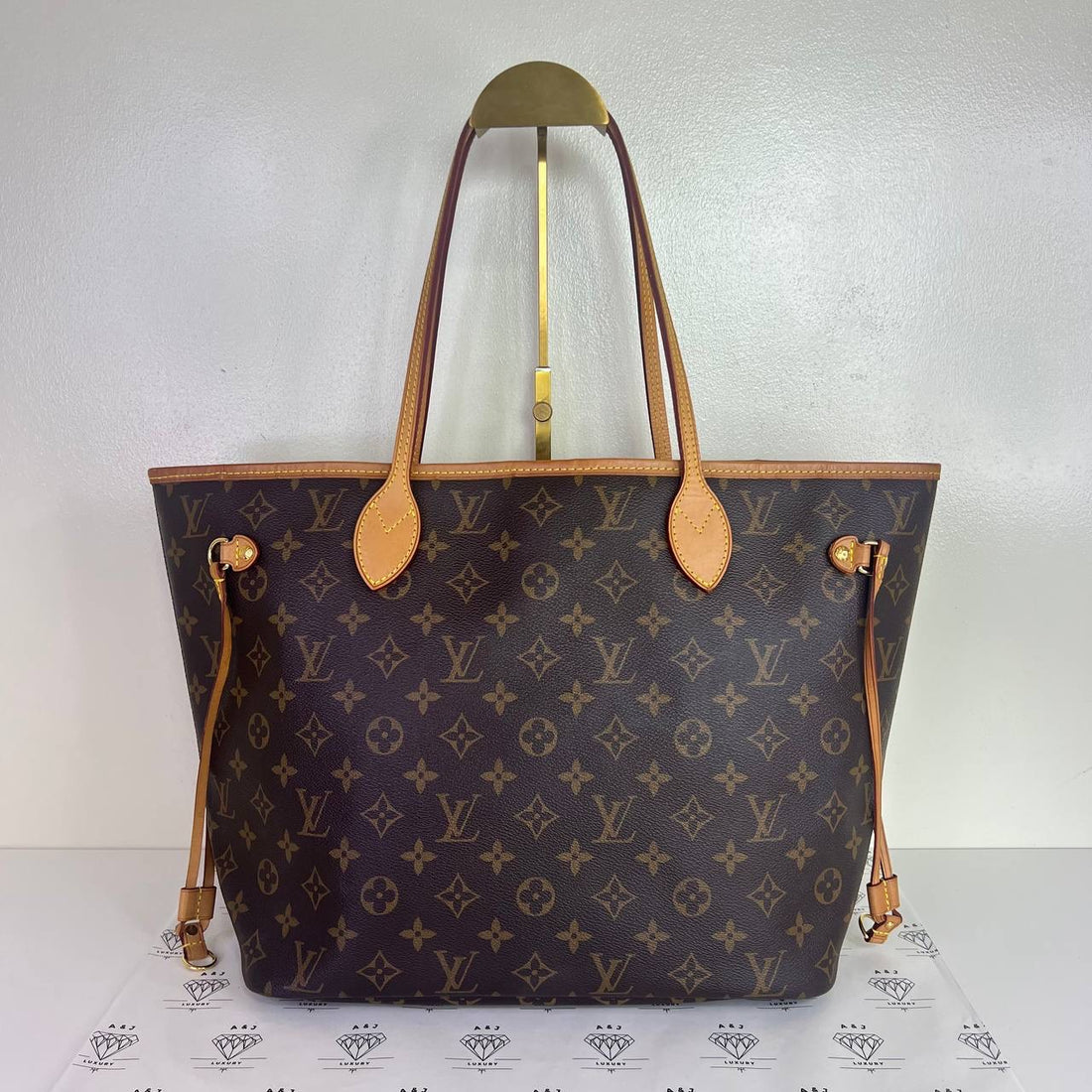 [PRE LOVED] Louis Vuitton Neverfull MM in Monogram Canvass (SF3189)