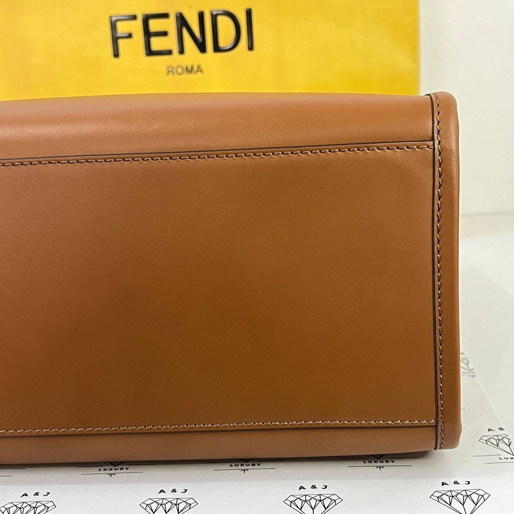 [BRAND NEW] Fendi Sunshine Tote in Brown Calfskin Leather