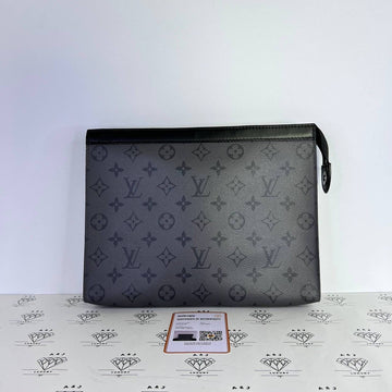 [PRE LOVED] Louis Vuitton Pochette Voyage in Monogram Eclipse Canvass (microchipped)