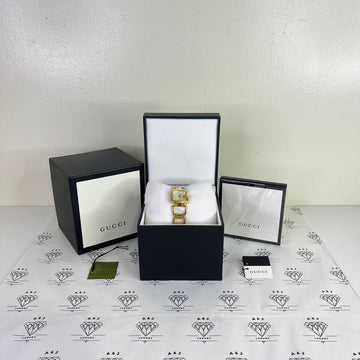 [BRAND NEW] Gucci Watch Mother of Pearl Dial in Gold
