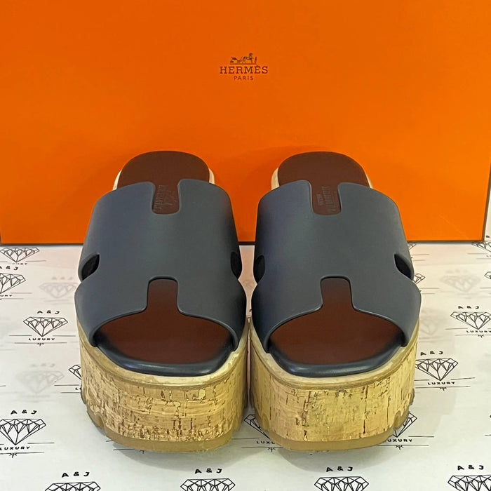 [PRE LOVED] Hermes Eze 30 Sandals in Black Size 35EU