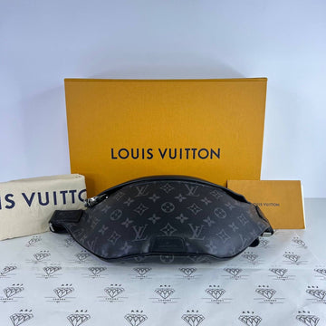 [PRE LOVED] Louis Vuitton Discovery Bumbag in Monogram Eclipse Canvass (microchipped)