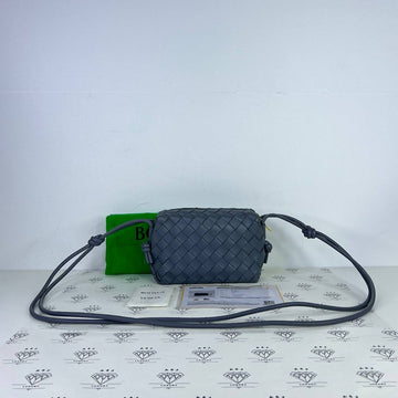 [PRE LOVED] Bottega Veneta Mini Loop in Thunder GHW