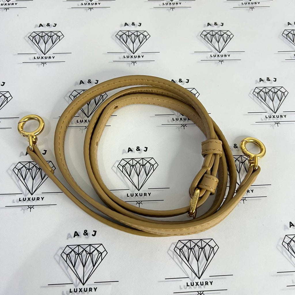 [PRE LOVED] Goyard Castiglione MM in Vert (2023)