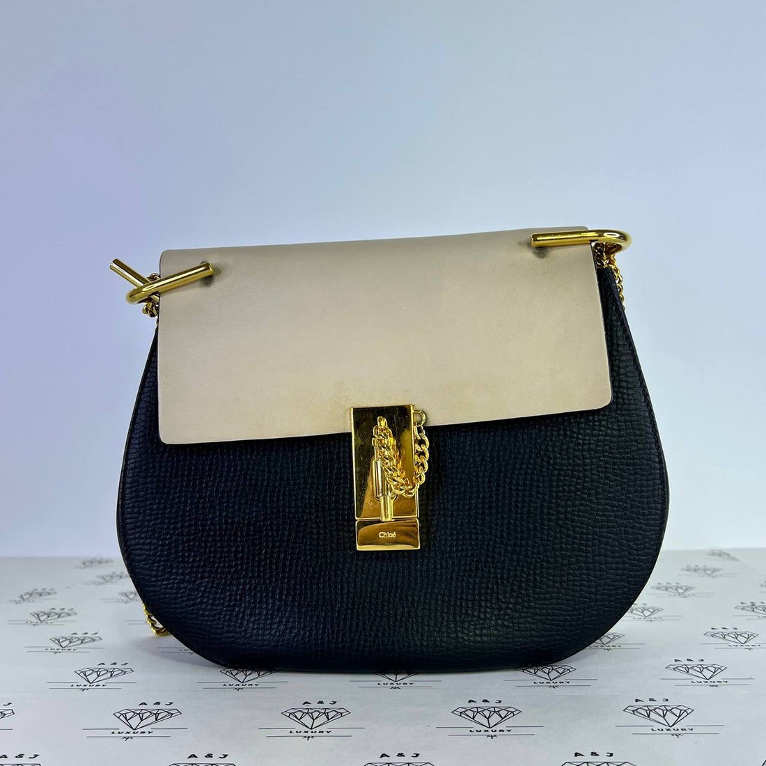 [PRE LOVED] Chloe Small Drew Bicolor in Black/White GHW