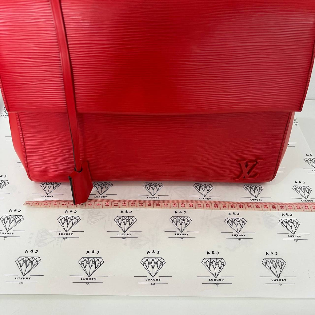 [PRE LOVED] Louis Vuitton Clunny MM in Red Epi Leather SHW (CA1116)