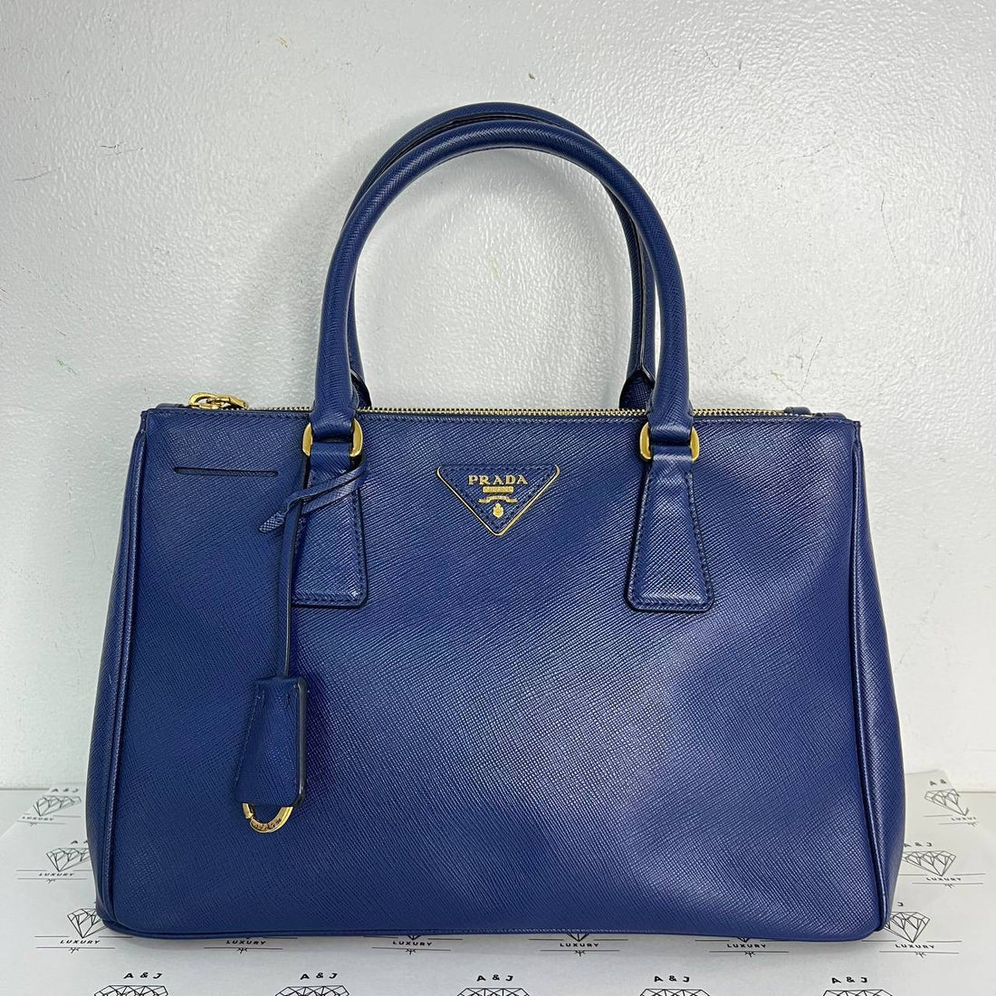 [PRE LOVED] Prada Medium Saffiano Lux in Blue GHW