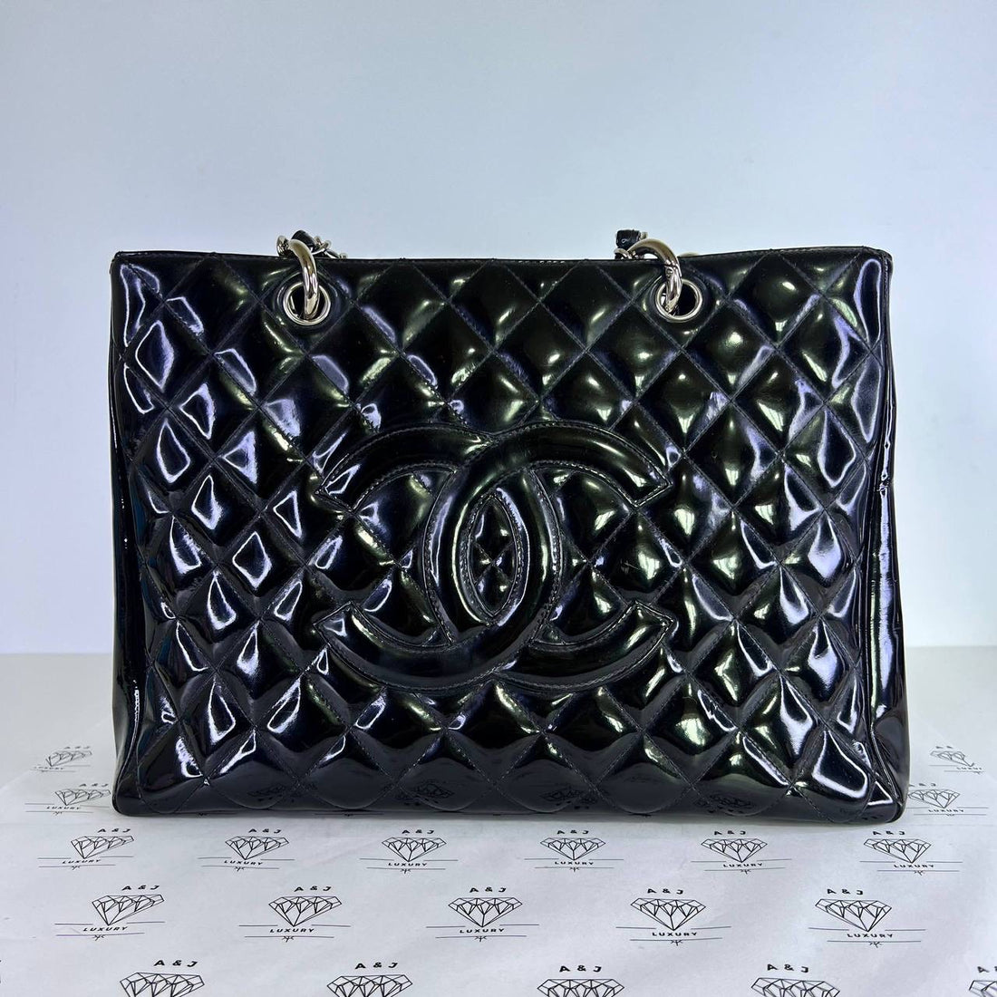 [PRE LOVED] Chanel Grand Shopping Tote (GST) in Black Patent Leather SHW (Series 13)