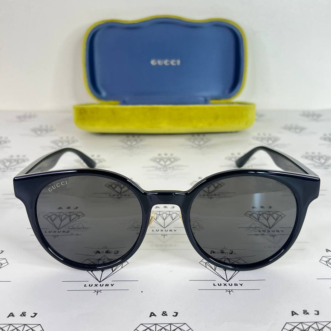 [PRE LOVED] Gucci GG1339SK Oval Sunglasses in Black