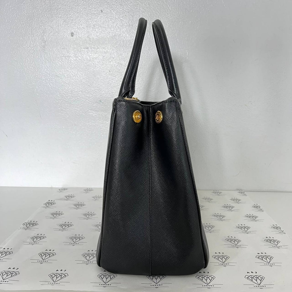 [PRE LOVED] Prada Medium Galleria in Black Saffiano Leather GHW